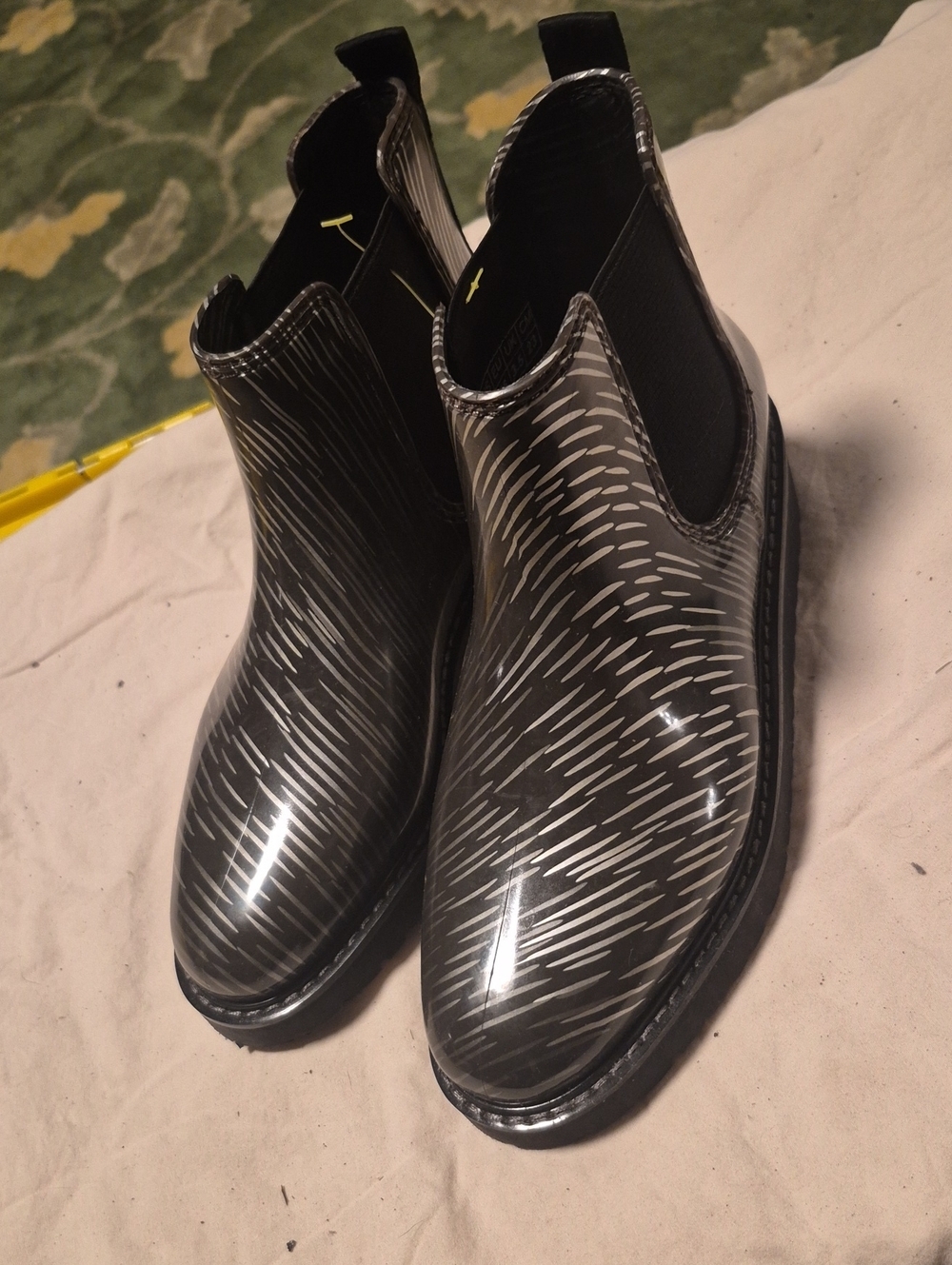 Women's Black & White Patterned Chelsea Rain Boots